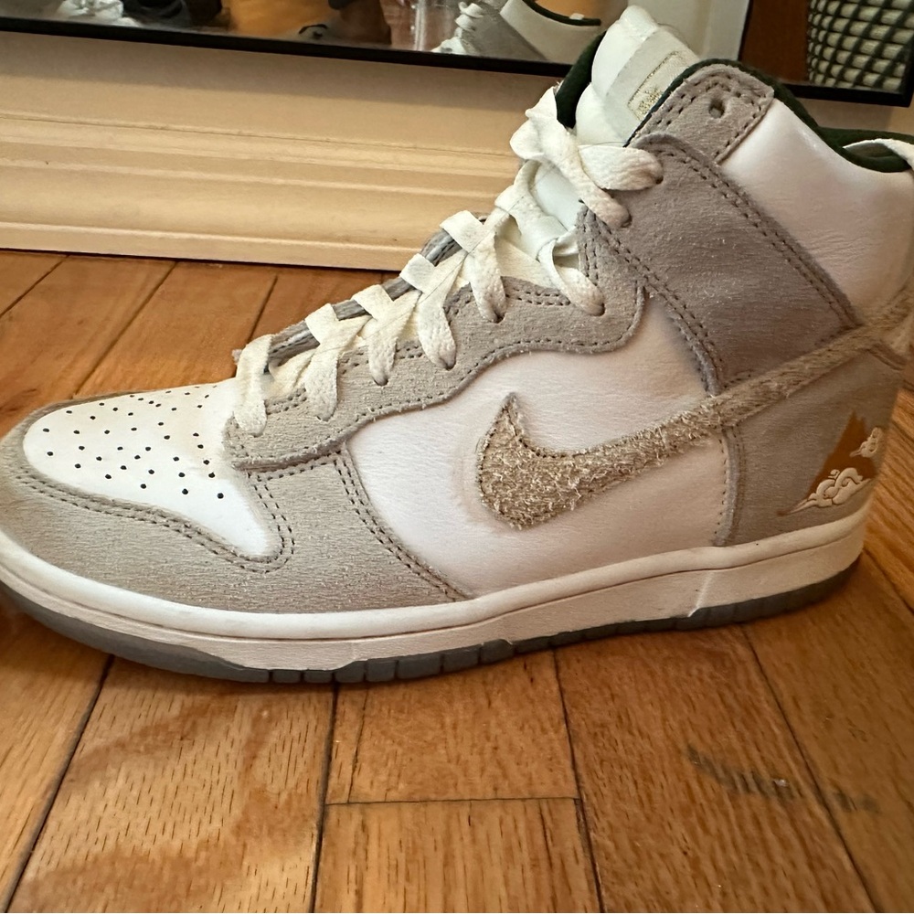 Nike Dunk High (GS) summit white/desert ore